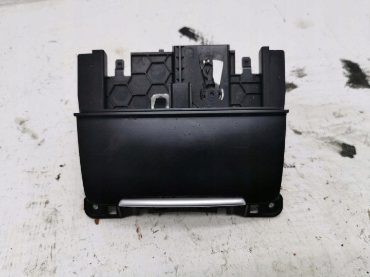 skrinka spolujazdca popolník AUDI Q5 8R 8K0857951 08-16