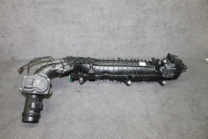BMW F30 F32 F10 F15 F25 F01 N57 3.0D 3.5d intake manifold - 7811909