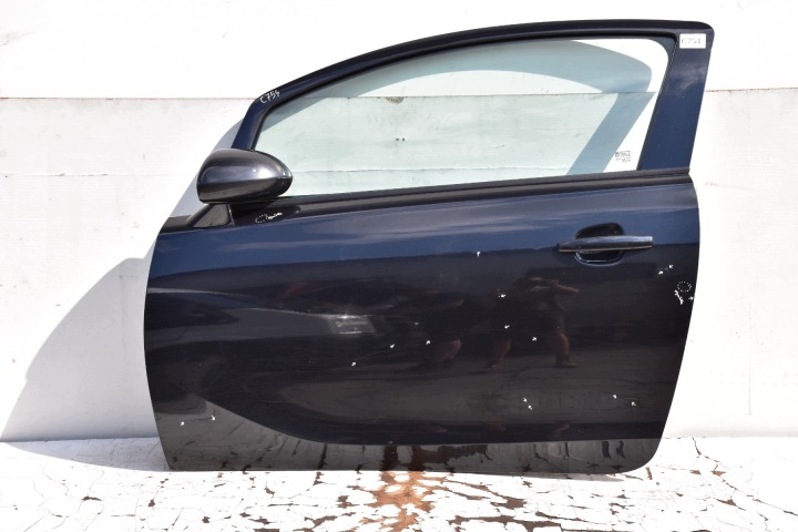 dveře levý předek OPEL CORSA E HB 3D 2016-2019 Kod lakieru: Z22C