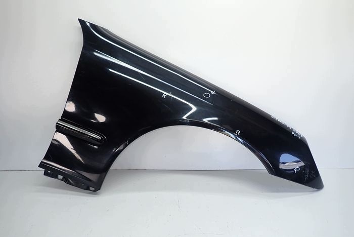MERCEDES W203 203 C-KLASA 00- fender right front front