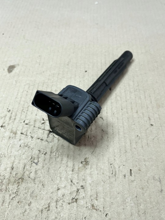 bobina Di accensione Skoda Octavia Mk3 (5E) 06J905110K