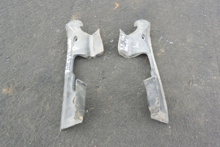 BLENDE ABDECKUNG SCHARNIERE HECKKLAPPE KPL MERCEDES W211 KOMBI