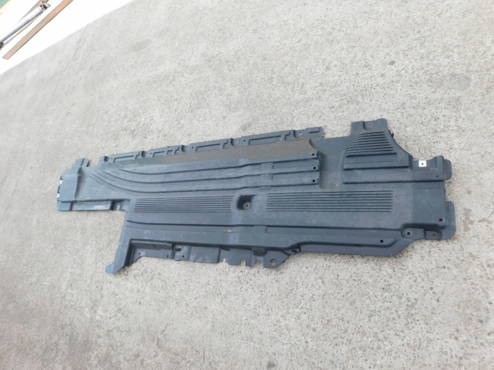 copertura GREMBIALINA coperchio , copertura Protezione Sottoscocca Destro Mercedes GLC W254 OEM A2546806804