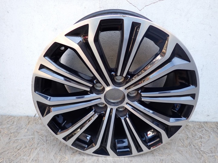 felni Alu TOYOTA COROLLA E21 2018- 17" 5x114.3 7,5J ET40 42611-02R30