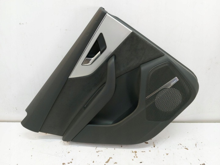 AUDI SQ7 Q7 II LIFT 4M0 verkleidung Seite Tür heck links BOSE 4M0867305J