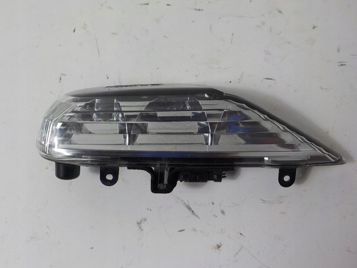 SUBARU LEGACY IV Indicateur de direction Droite VC02-015