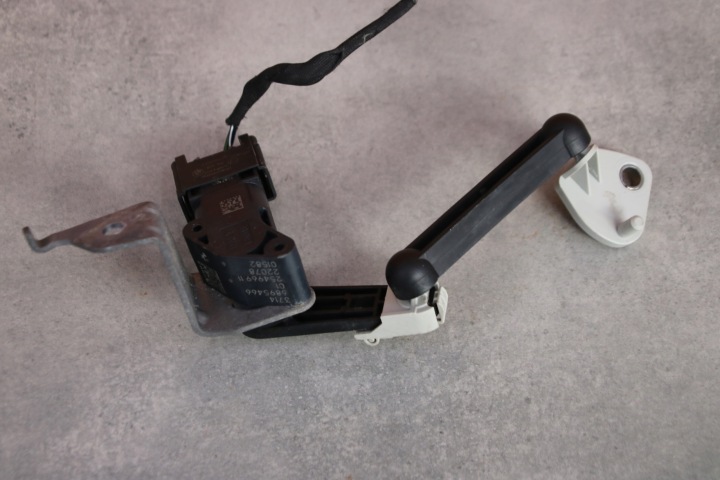 BMW F70 F74 U06 X1 U11 X2 U10 sensor POZIOMOWANIA of the lights rear part 6895466