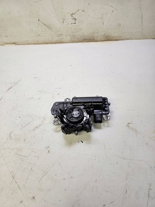 de la Serrure DOCIAG du capot Arrière AUDI A4 A5 A6 Q7 3V5827887C