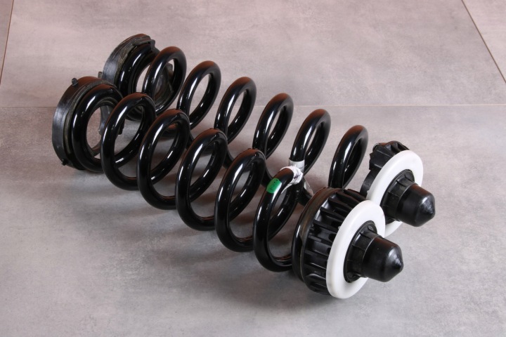 BMW 2 G42 3 G20 G21 4 G22 springs rear part rear. KOMPLET BP 6889979 29 km !!