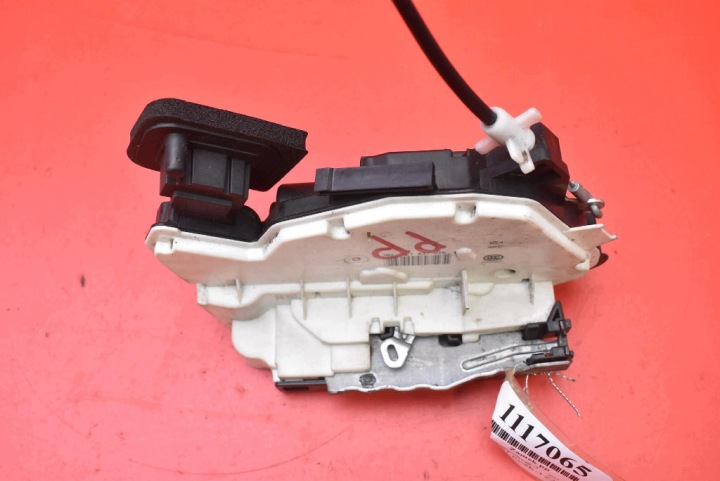 de la Serrure Portière Droite Avant Avant EU 5E1837016 SKODA OCTAVIA 3 III 13-17