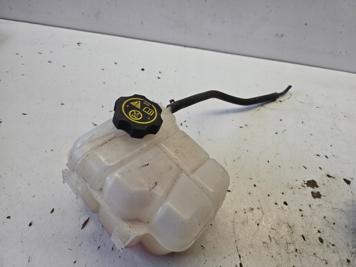 OPEL ASTRA J LIFT water tank of gas Z with the sensor