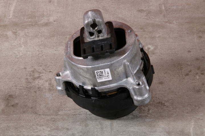 BMW G30 G31 G32 X3 G01 X4 G02 X5 G05 Supporti motore usato sinistra 8482771
