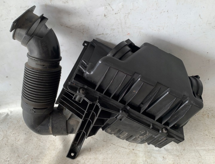cover of a filter, air CITROEN C5 III 9683955980