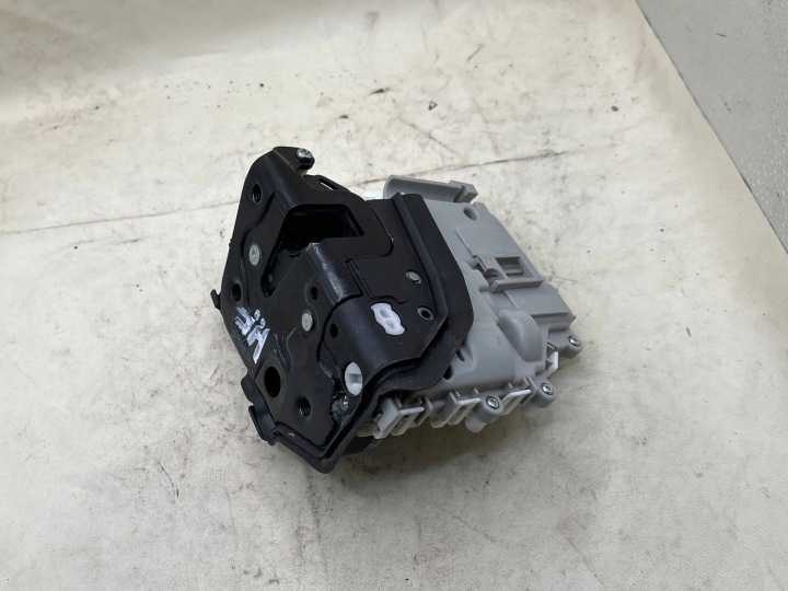 de la Serrure Portière Avant Audi A3 8V A4 A5 8W 8X1837016B !J