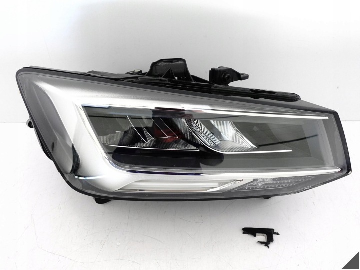 AUDI Q2 SQ2 81A LIFT 20- Licht FULL LED BASIS rechts vorne EUROPA beschädigt