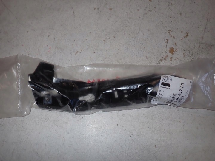 držák nárazníku pravý záď OPEL CORSA F 2019 9829543780