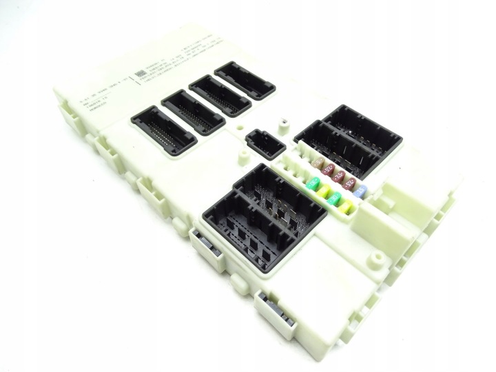 Module Unité de contrôle Module fusibles BMW F20 F30 9348361