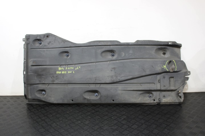 fedél fedél alváz bal 5Q0825201L AUDI A3 8V0 8V4 2013