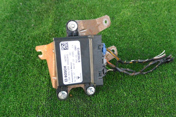 riadiaca jednotka modul parkovania PDC MASERATI QUATTROPORTE VI GHIBLI III KOMPLET