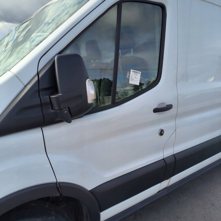 ajtó bal eleje FROZEN WHITE FORD TRANSIT MK8