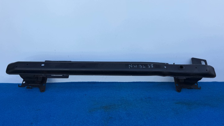 PEUGEOT 307 01-05 anno traversa paraurti anteriore traversa 7106C0 NWBL38
