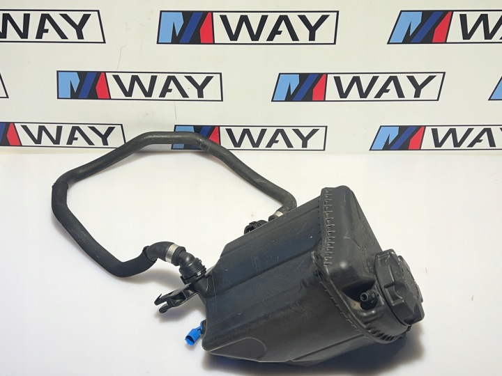 BMW F01 F10 F11 F07 Ausdehnungsbehälter Schlauch des Wassers 7811984 7601949