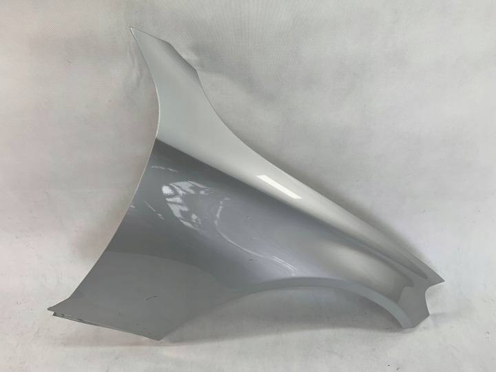 fender right Mercedes C-Klasa c klasa W205 14-20r A2058810201 09.25