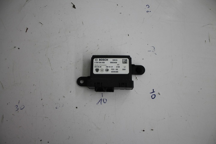 Module Unité de contrôle PDC 52049385 FIAT 500L 12