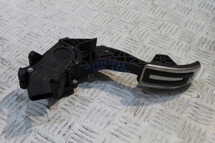 PEDALE PEDALIERA ACCELERATORE POLO 6C 6C0 LIFT 6C01721503C