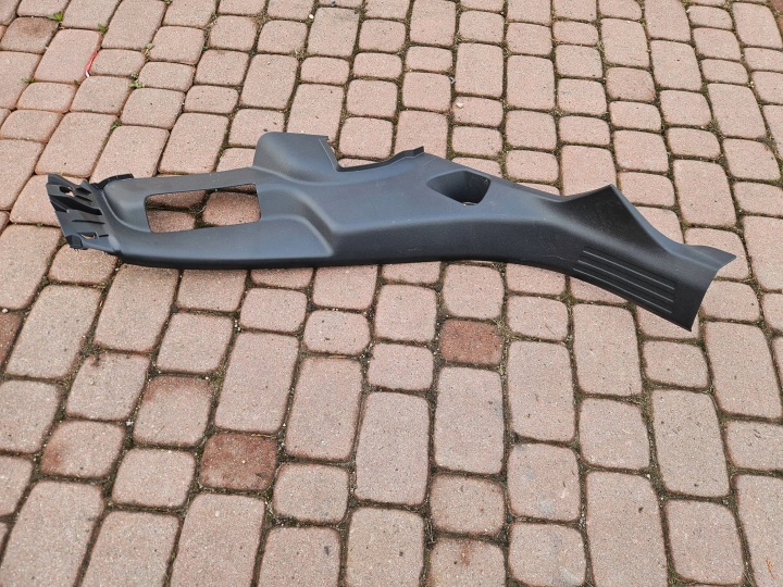 Kryt kanapy zadok pravá PRAHU Prahová Opel Mokka B 2 9834919880