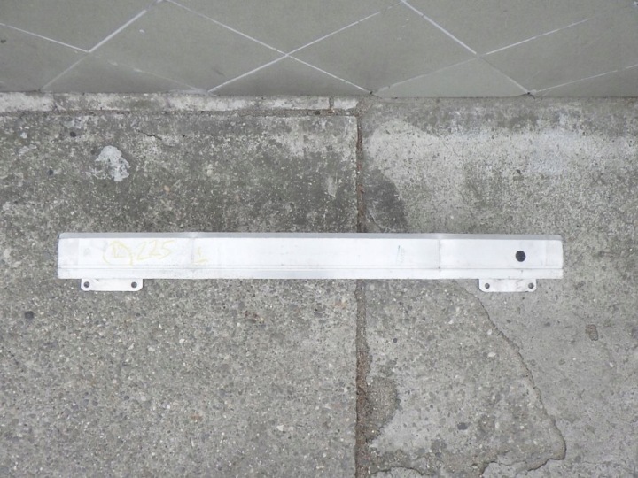 PEUGEOT 5008 II 2 P87 16- 9816539580 STOSSSTANGENTRÄGER HINTEN