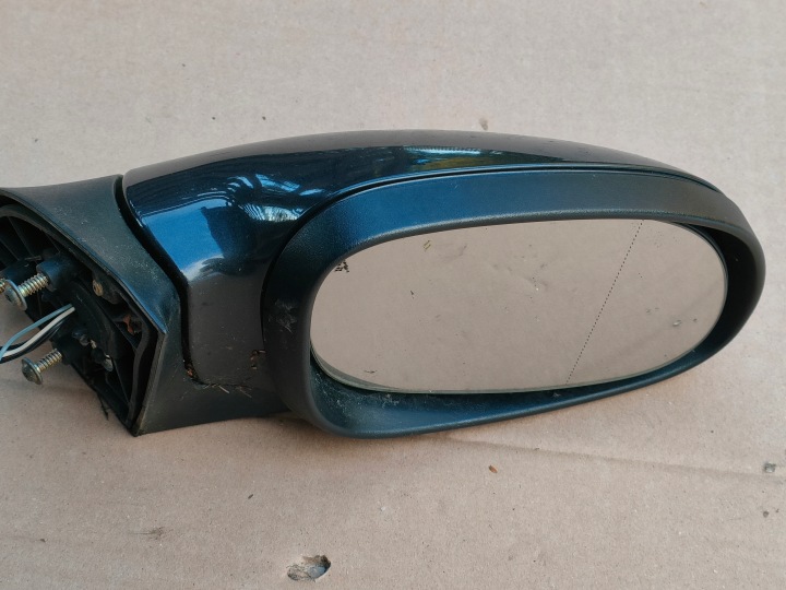 MERCEDES A-KLASA W168 LIFT SPECCHIETTO RETROVISORE Destro Elettricità 5 PIN kod 195 nero