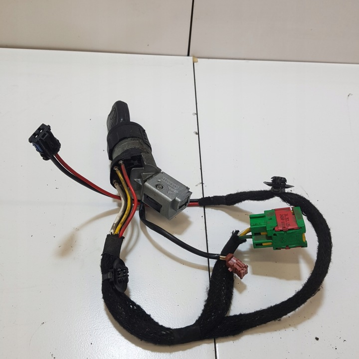ignition Z KLUCZYKIEM PEUGEOT 407 36353100