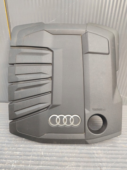 AUDI Q5 80A copertura GREMBIALINA Coperchio superiore motore 80A103925G
