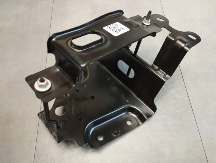 Volkswagen Amarok II holder of the battery MB3B10B684GB