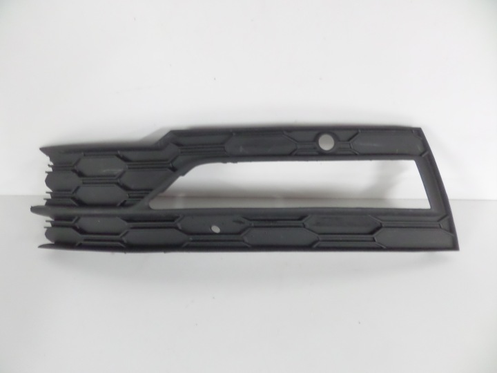 GRIGLIA GRIGLIA PARAURTI SINISTRA SKODA OCTAVIA 4 IV 19