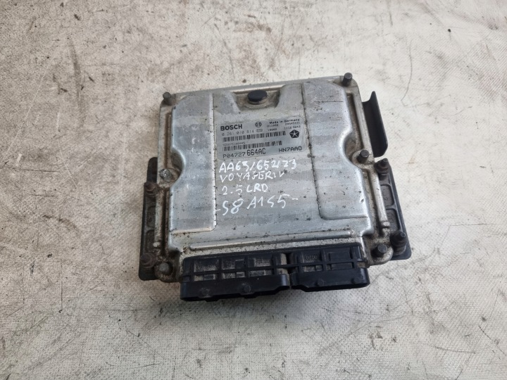 Unité de contrôle Ordinateur Moteur P04727664AC CHRYSLER GRAND VOYAGER IV 2.5CRD 01r