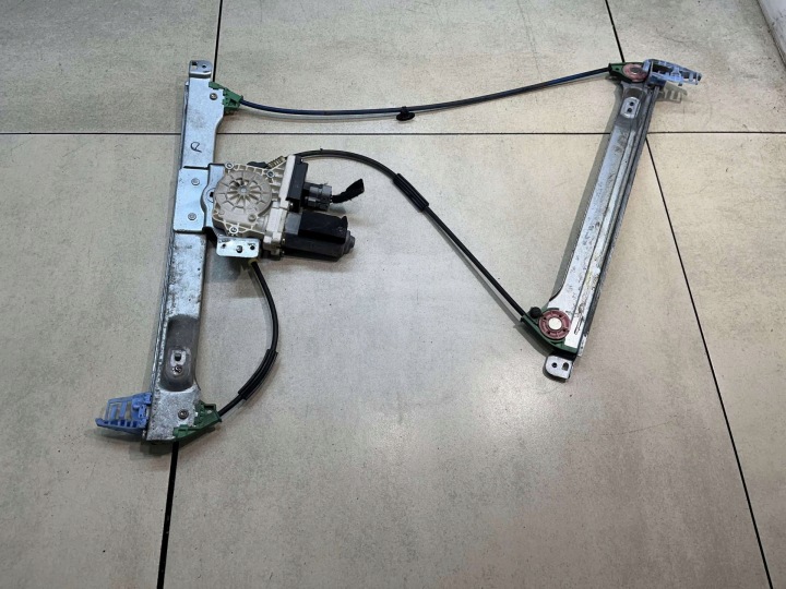 lift of the window right CITROEN C2 1.4 0206011004