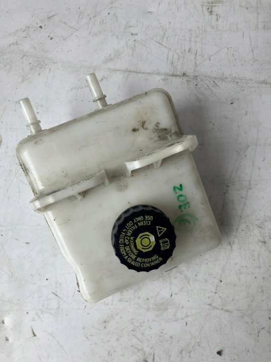 brake reservoir ZOE 0204720866