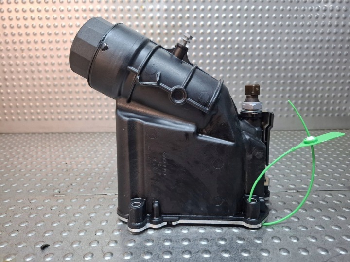 cover of a filter, oil 7807799 BMW E90 E83 E87 E91 E60 E88 E92 E93 2.0D N47