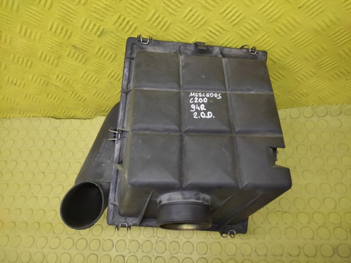 MERCEDES W202 2.0 D SCATOLA FILTRO 6040940004