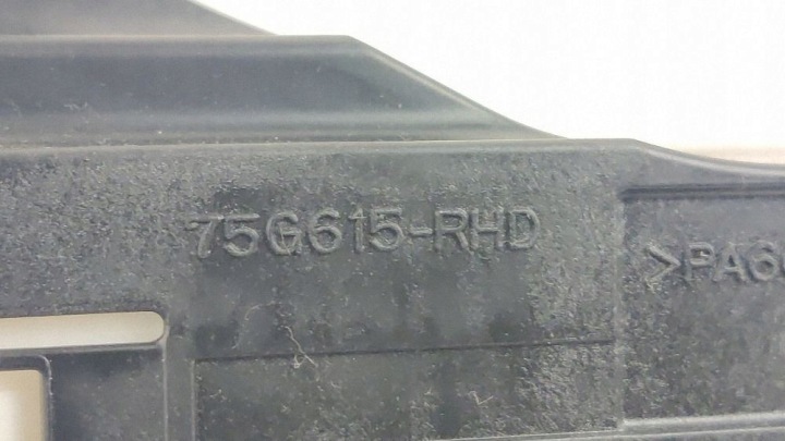 2020 Toyota Prius+ (ZVW40) 8