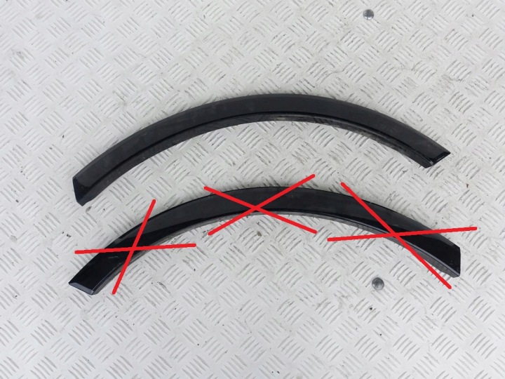 AUDI SQ7 4M0 moulding rear part for fender L or P
