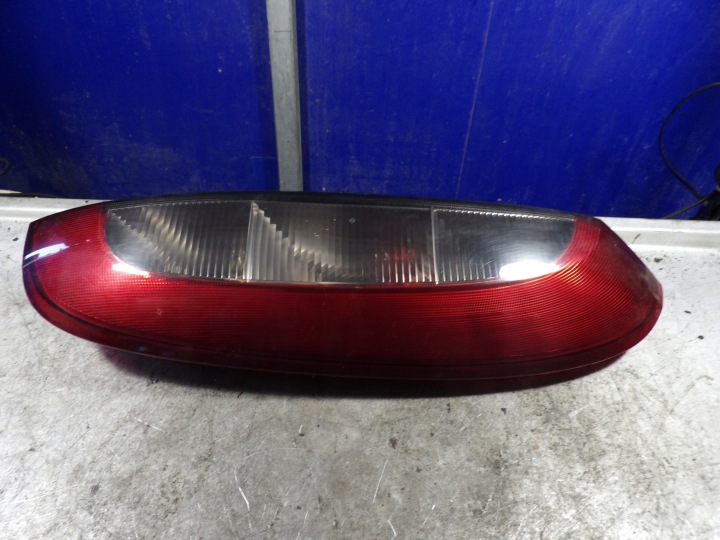 Opel Corsa C fanale faro posteriore destro 09114337 89302181