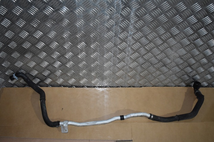 IDEALNY Schlauch des Wassers BMW G05 G06 1