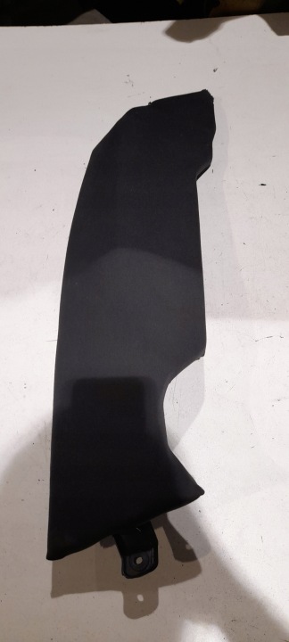 bok KANAPY záď AUDI A5 8T0857792