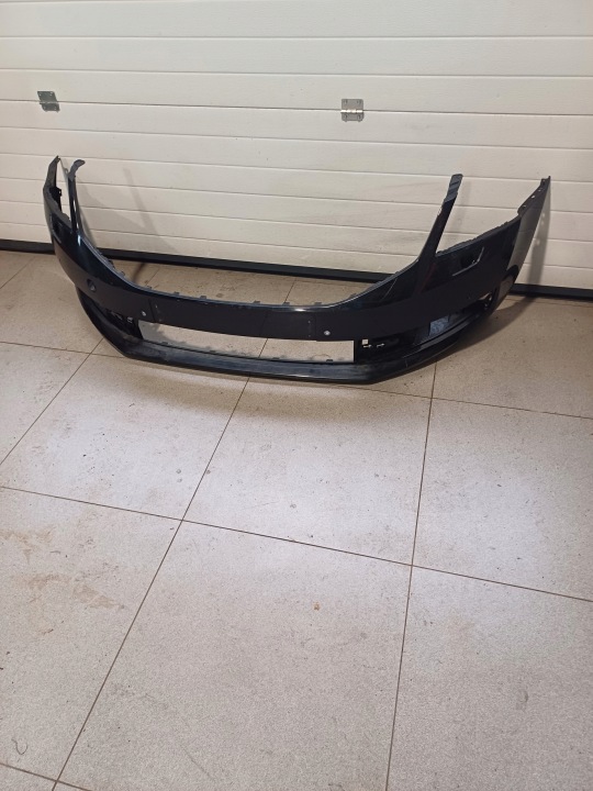 Pare choc Avant Avant SKODA OCTAVIA 3 III LIFT 5E0807221N 6 X PDC Lave phare
