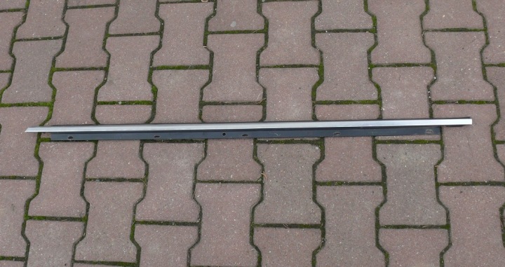 lajsna CHROM vrata dihtung ZBIERAJACA prozori stakla lijevi prednji dio AUDI A6 C6