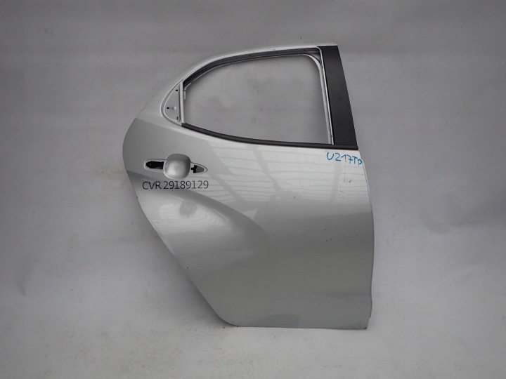 TOYOTA YARIS IV 4 20-> Portière Arrière Arrière Droit