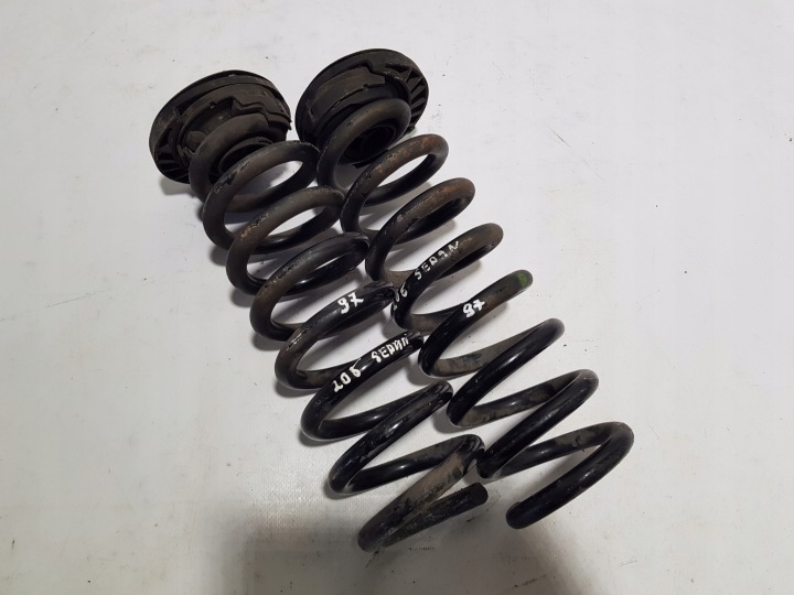 springs rear part rear. KOMPLET MERCEDES W205 sedan PARA 2SZT KOMPLET